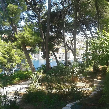 Dino Apartament Splitska