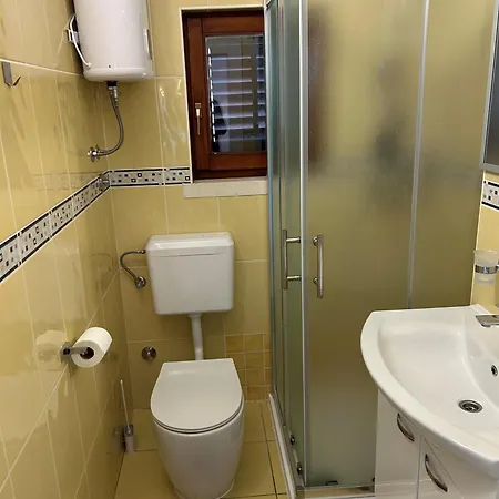 Dino Appartement Splitska